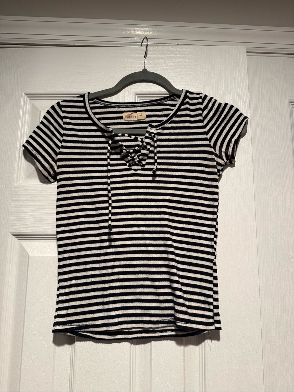 Y2K Hollister Black & White Striped Lace-Up Ribbed Tee